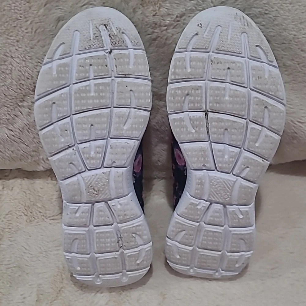 Skechers Women's Black and Pink Floral Sneakers - Picture 3 of 6